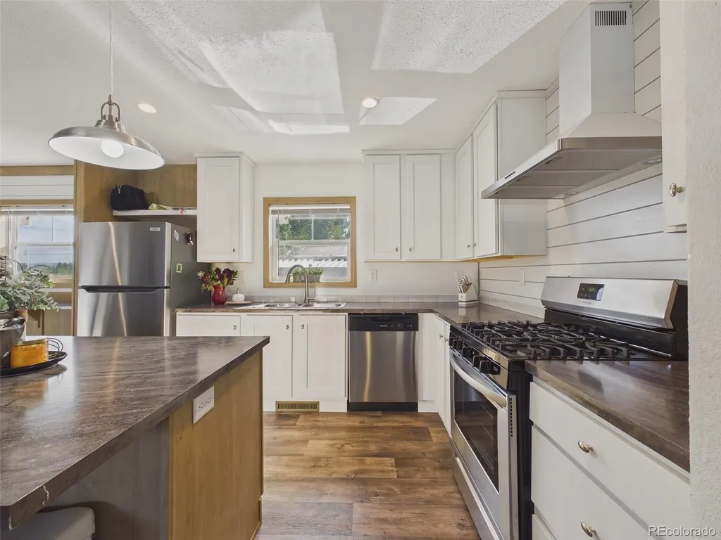 2910 Oriole Street Denver CO 80260