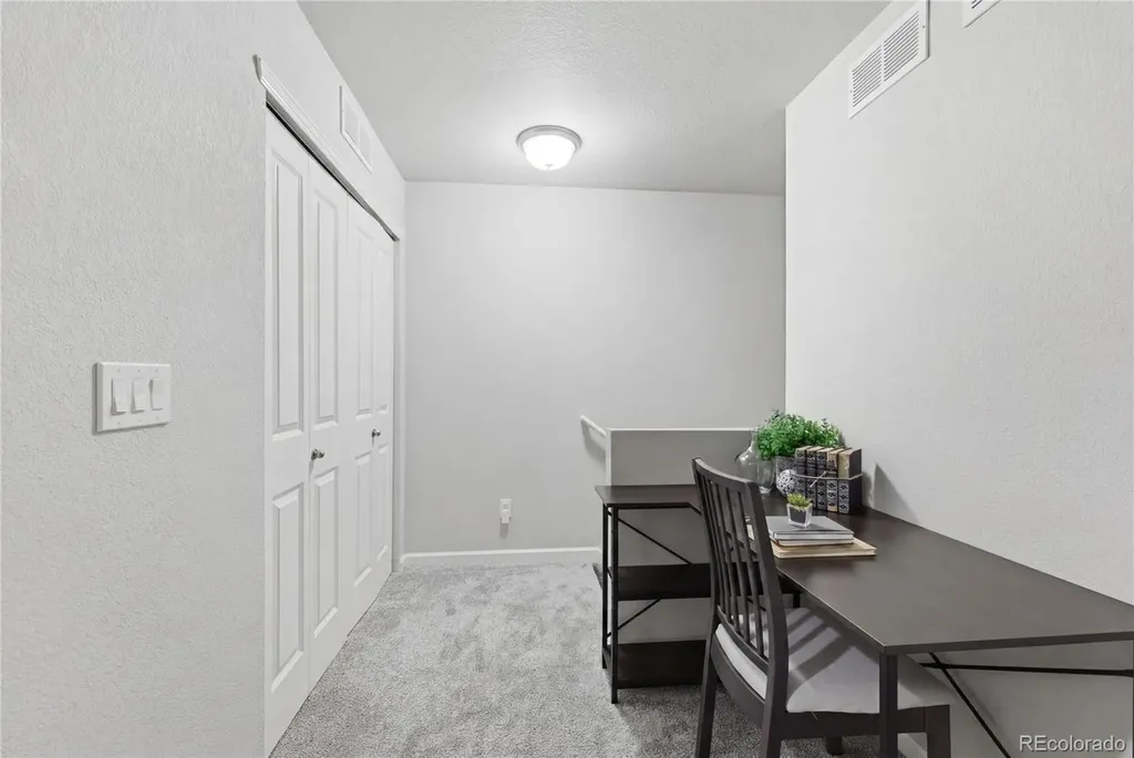1877 S Buchanan Circle Aurora CO 80018