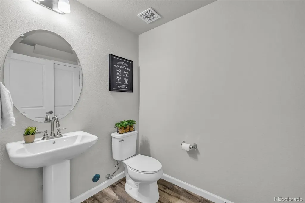 1877 S Buchanan Circle Aurora CO 80018