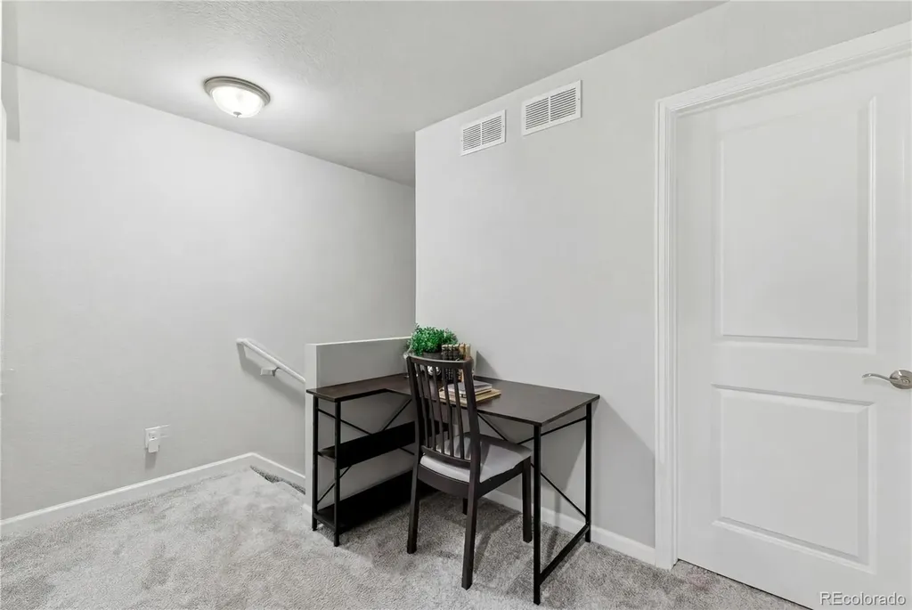 1877 S Buchanan Circle Aurora CO 80018