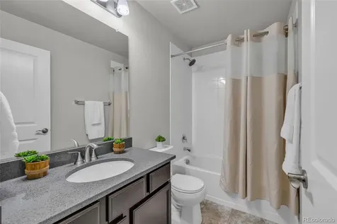 1877 S Buchanan Circle Aurora CO 80018