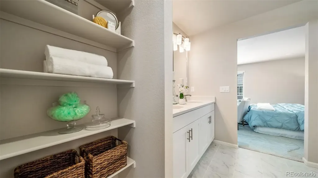 21852 E 46th Place Aurora CO 80019