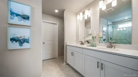 21852 E 46th Place Aurora CO 80019