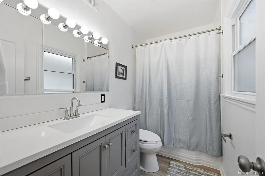 2010 S Saint Paul Street Denver CO 80210