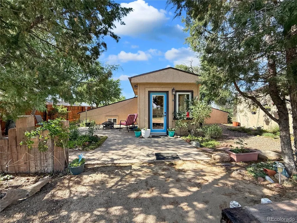 1327 Colorado Street Limon CO 80828