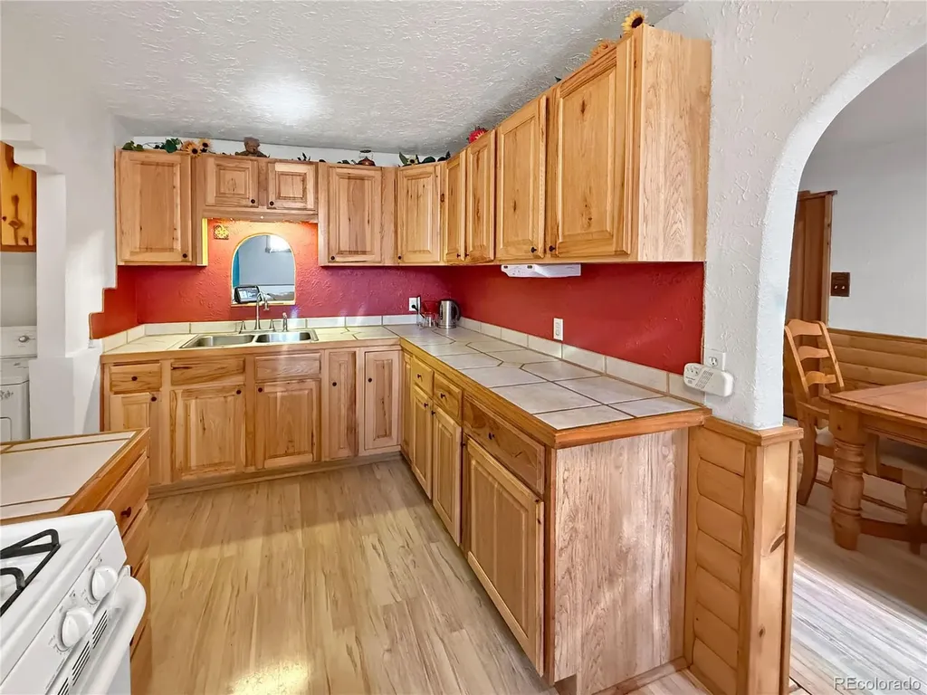1327 Colorado Street Limon CO 80828