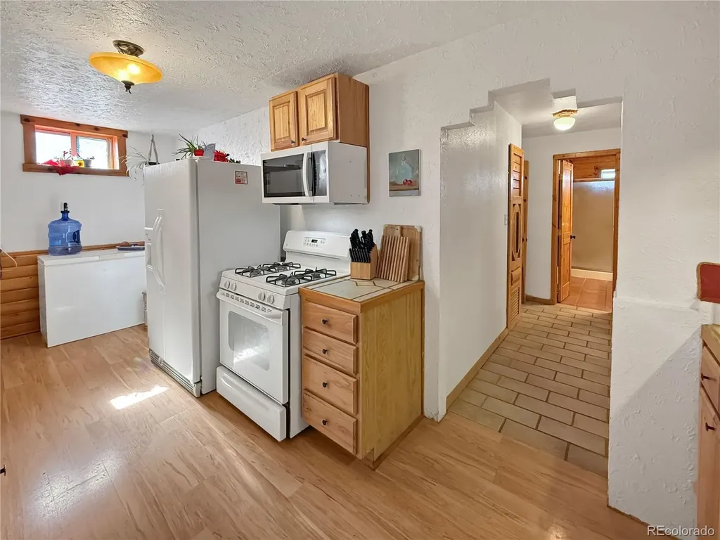 1327 Colorado Street Limon CO 80828