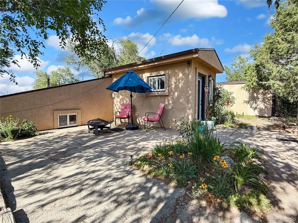 1327 Colorado Street Limon CO 80828