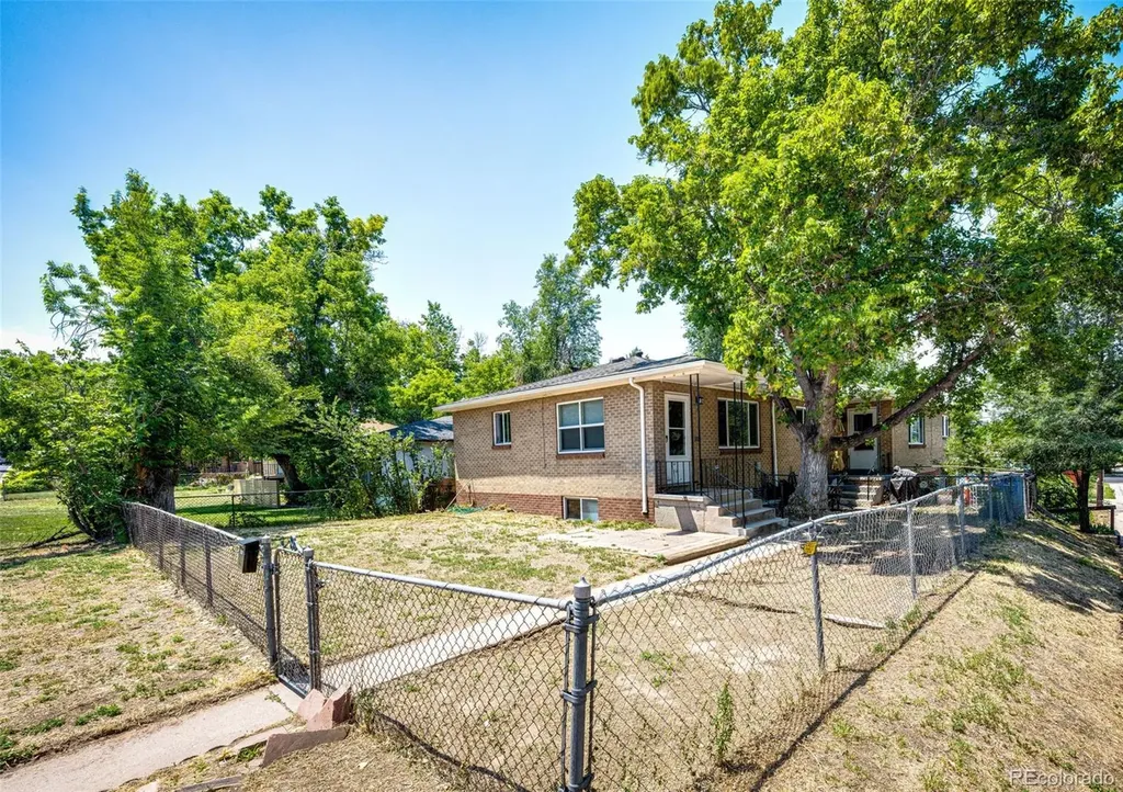 110 W Princeton Avenue Englewood CO 80110