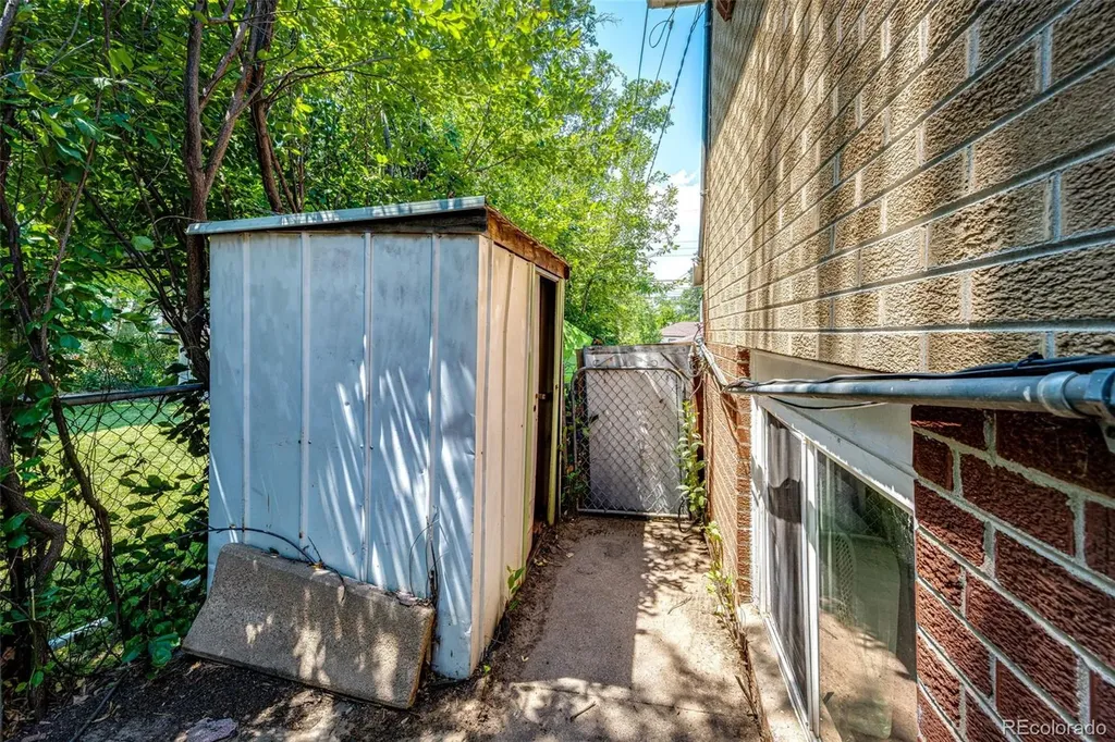 110 W Princeton Avenue Englewood CO 80110