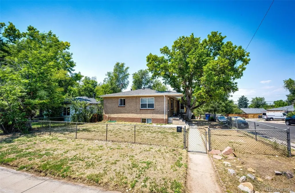110 W Princeton Avenue Englewood CO 80110