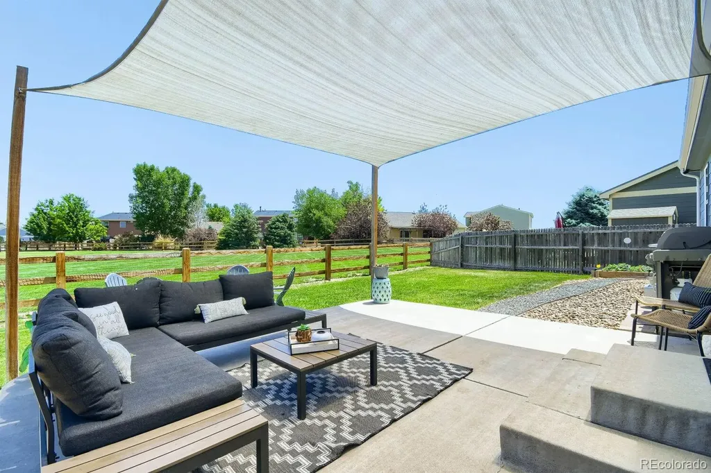 260 Lonewolf Drive Brighton CO 80603