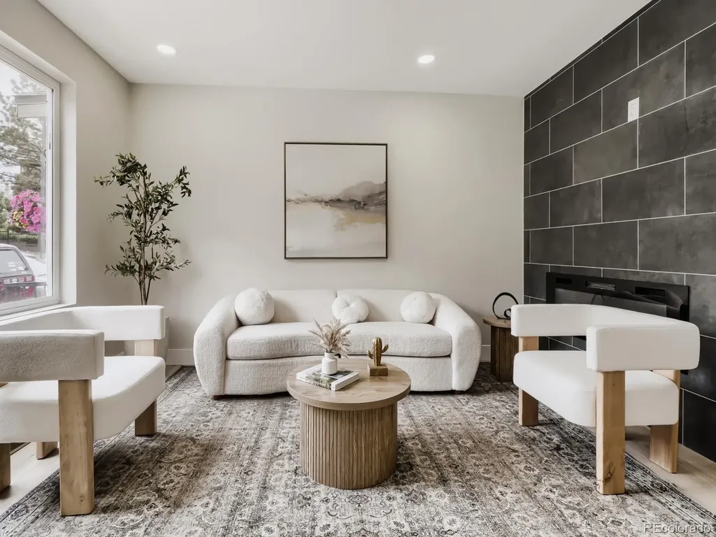 17694 E Loyola Drive Aurora CO 80013