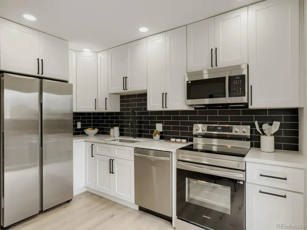 17694 E Loyola Drive Aurora CO 80013