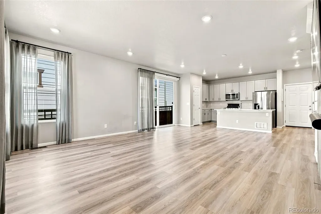 18292 E Kansas Place Aurora CO 80017