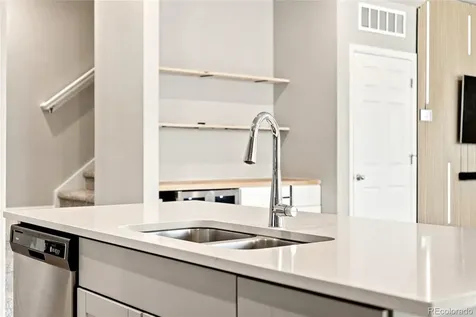 18292 E Kansas Place Aurora CO 80017
