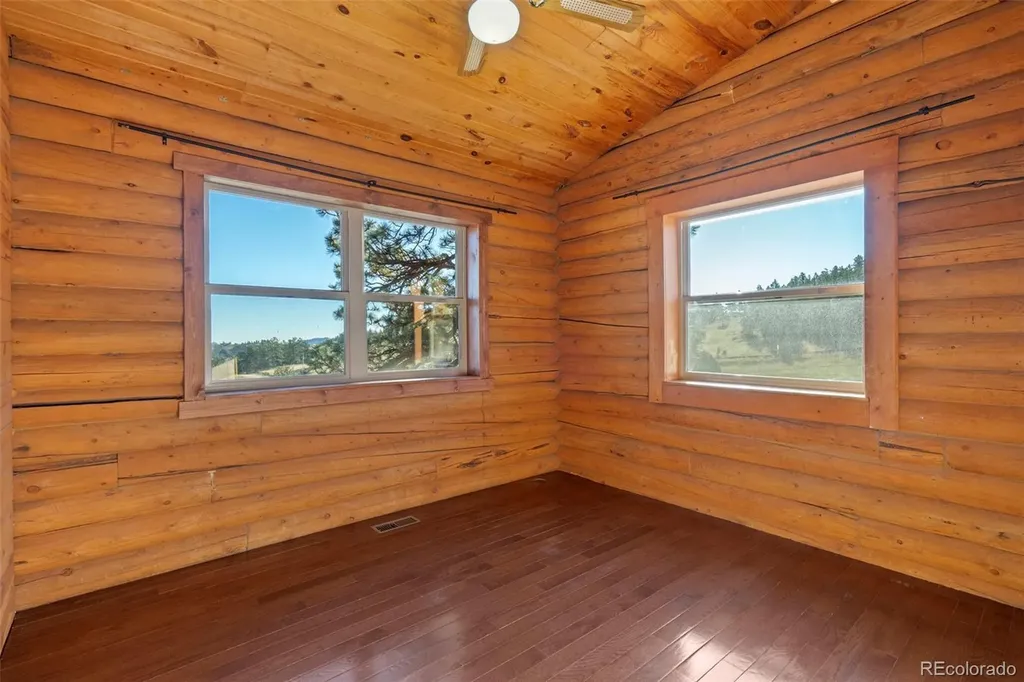 487 Laplata Drive Livermore CO 80536