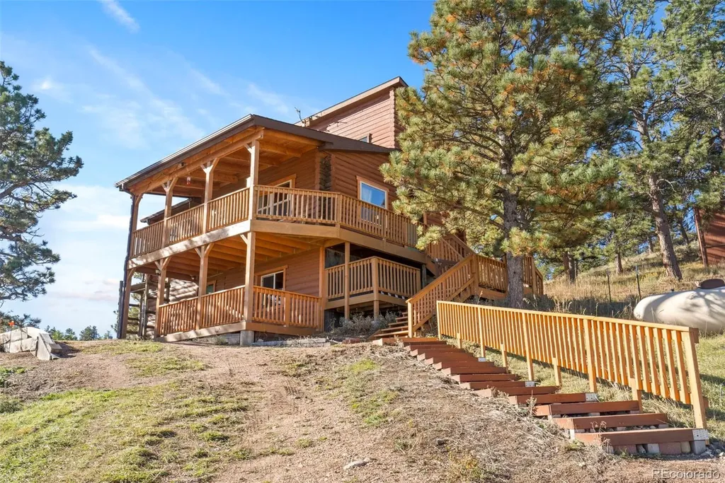 487 Laplata Drive Livermore CO 80536