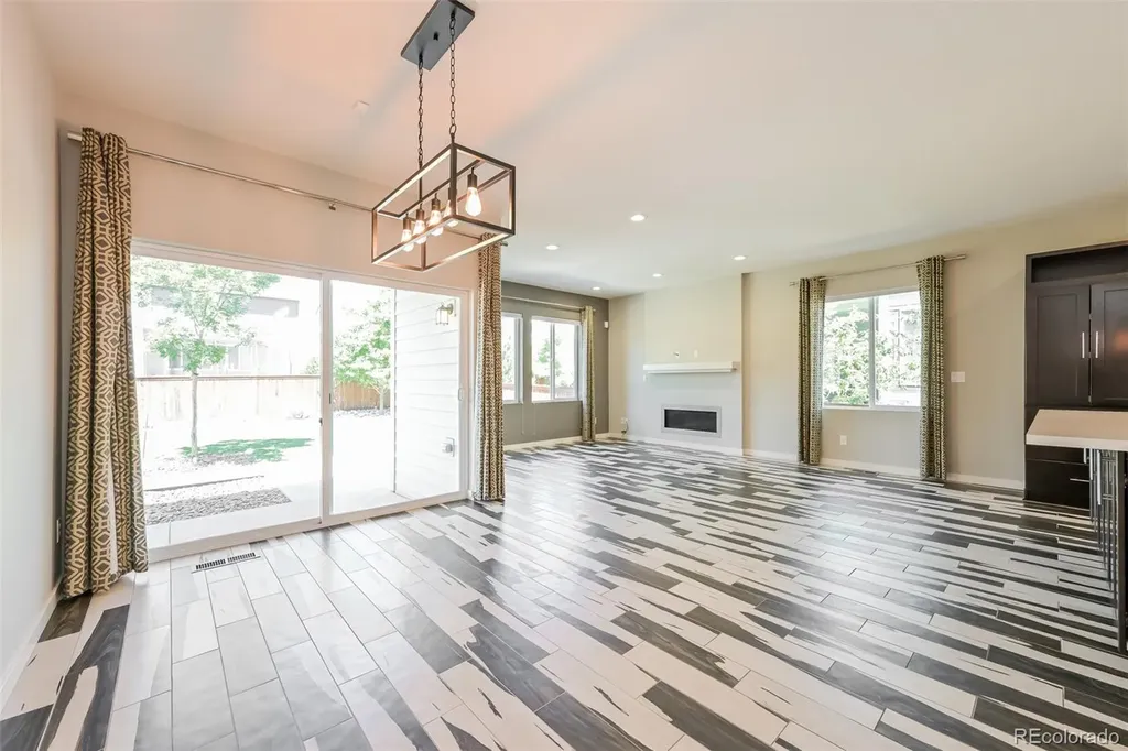 10889 Touchstone Loop Parker CO 80134