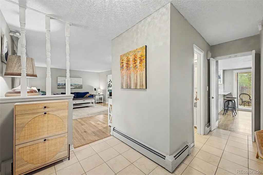 320 Oswego Court Aurora CO 80010