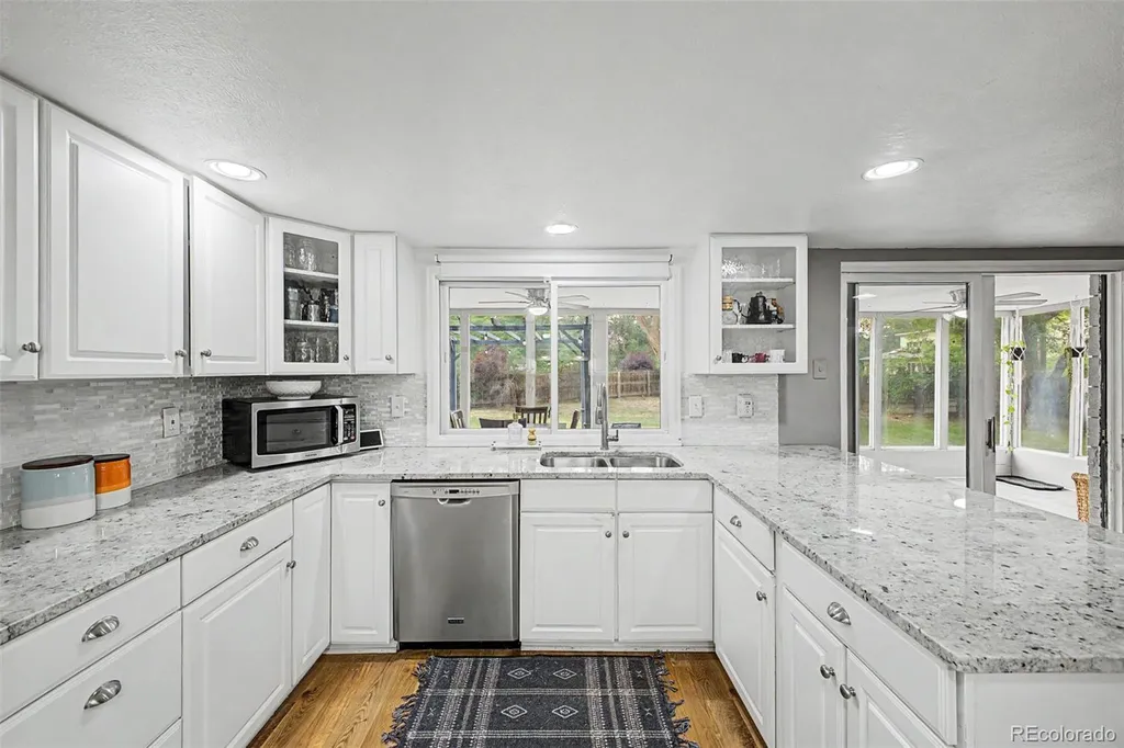320 Oswego Court Aurora CO 80010