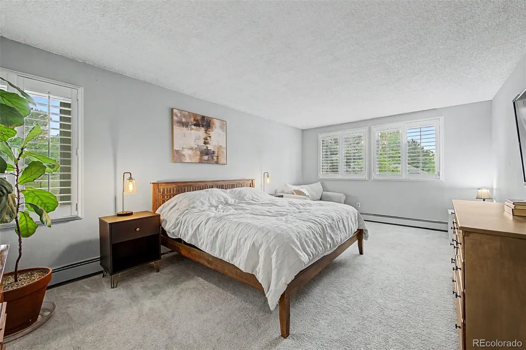 320 Oswego Court Aurora CO 80010