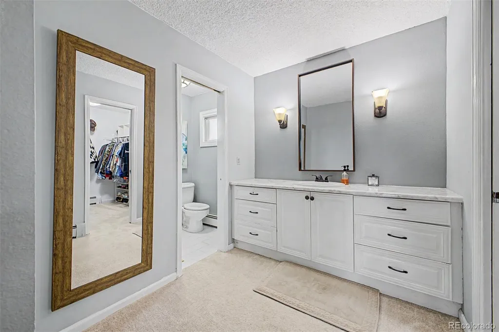 320 Oswego Court Aurora CO 80010