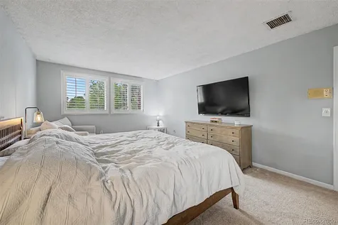 320 Oswego Court Aurora CO 80010