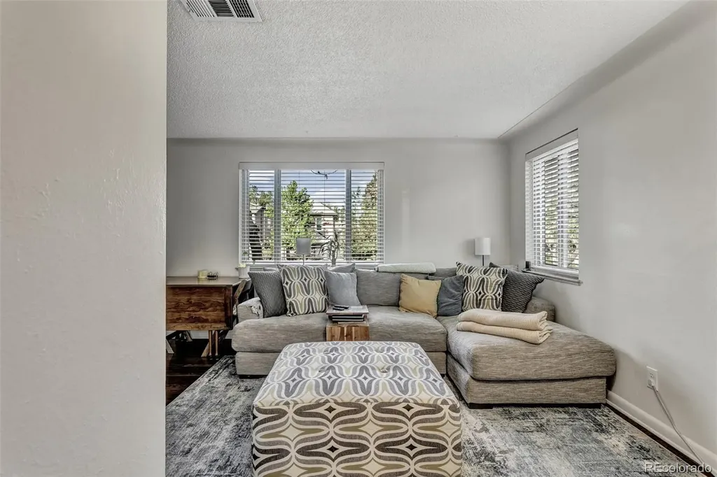 2611-2615 S Logan Street Denver CO 80210