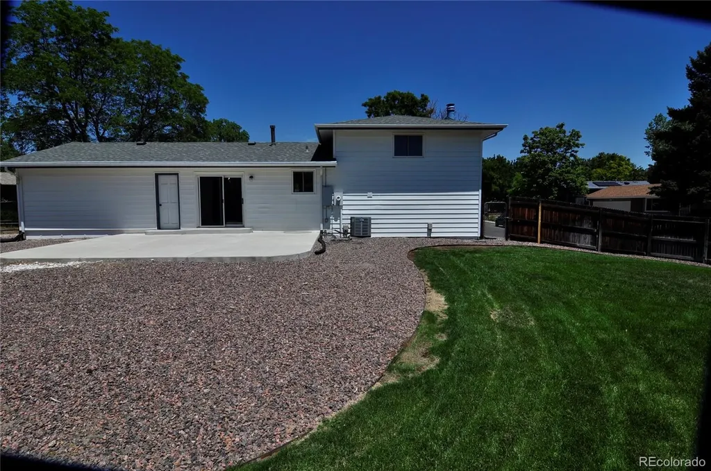 1109 Lilac Street Broomfield CO 80020