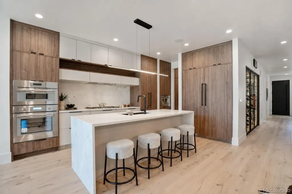 2832 Vallejo Street Denver CO 80211