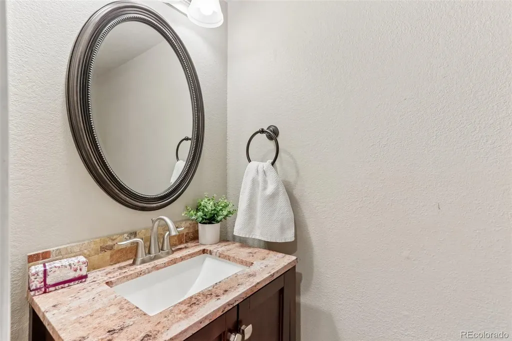 9183 E Oxford Drive Denver CO 80237