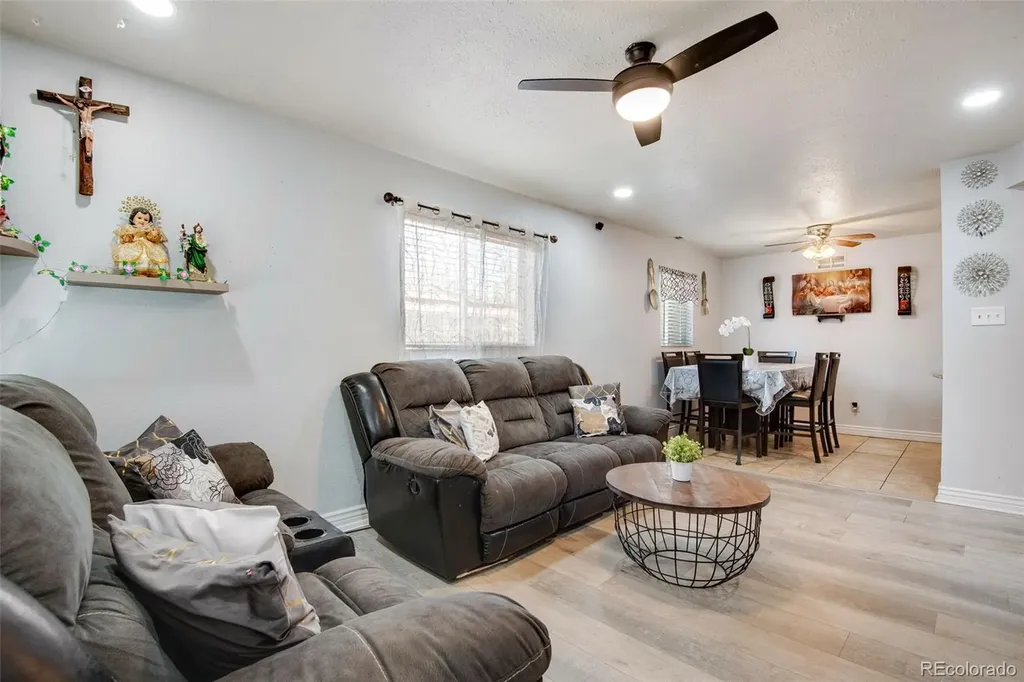 850 Peoria Street Aurora CO 80011