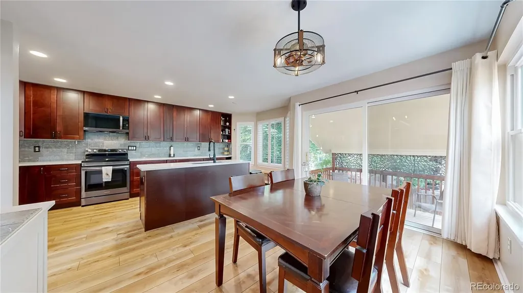 2161 E Phillips Lane Littleton CO 80122