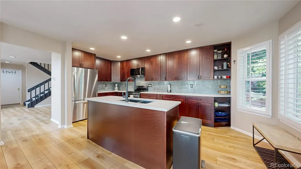 2161 E Phillips Lane Littleton CO 80122