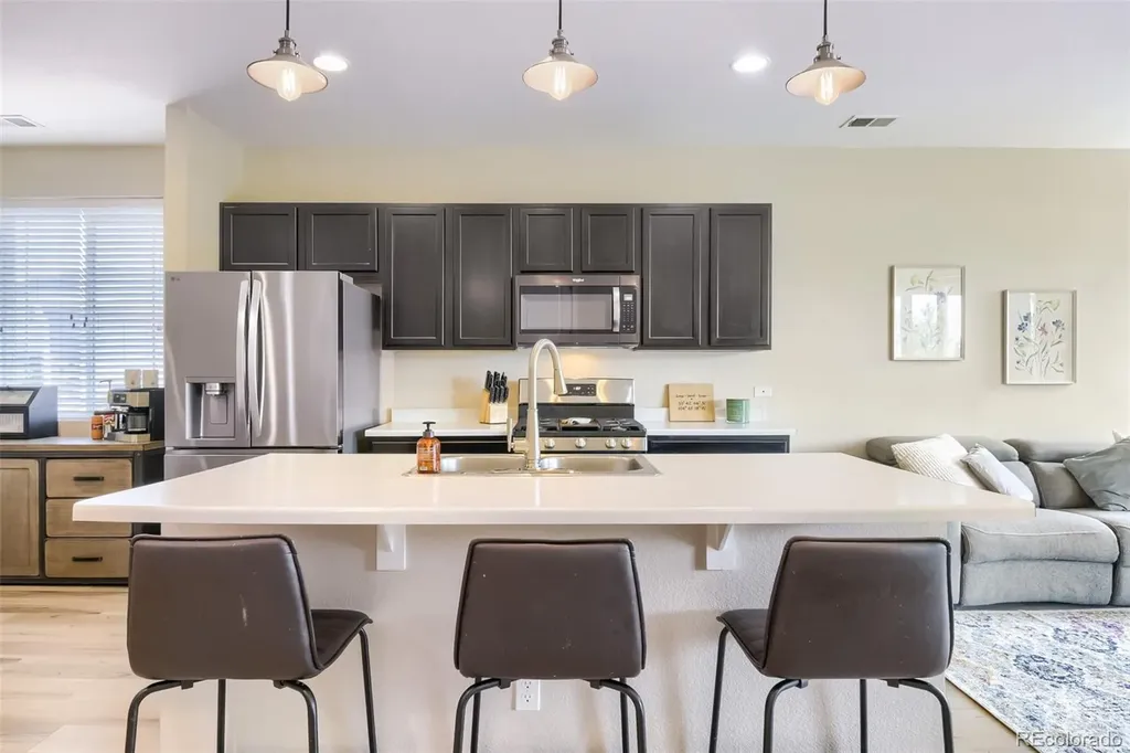 230 S Langdale Court Aurora CO 80018