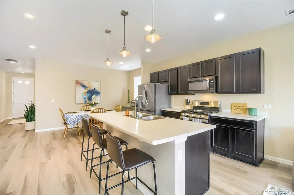 230 S Langdale Court Aurora CO 80018