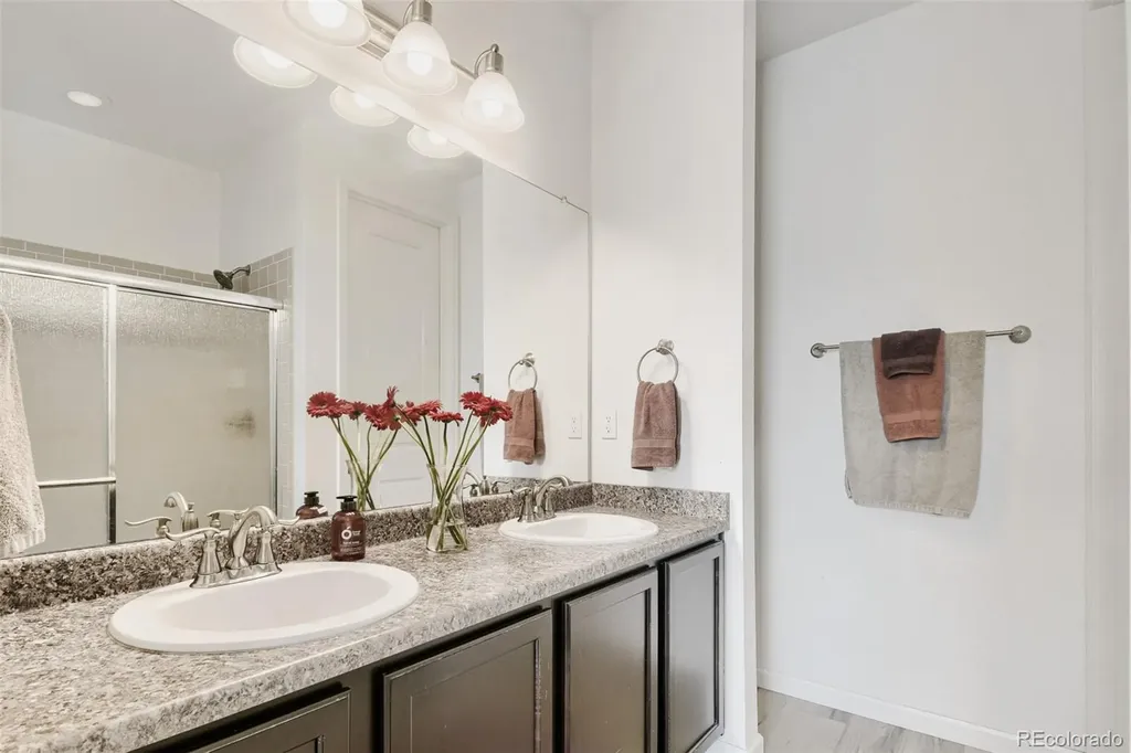 230 S Langdale Court Aurora CO 80018