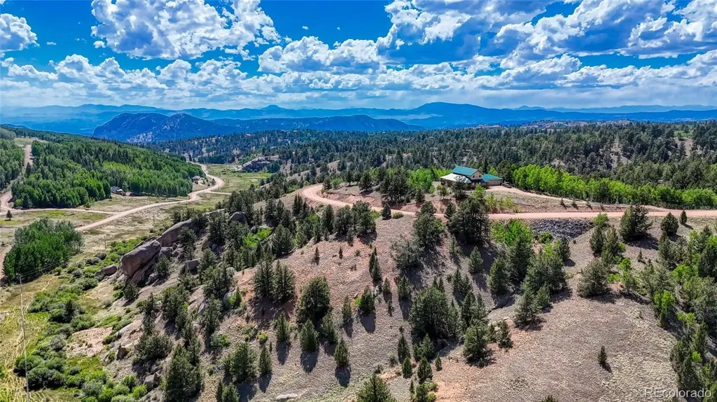 282 Fairview Drive Florissant CO 80816