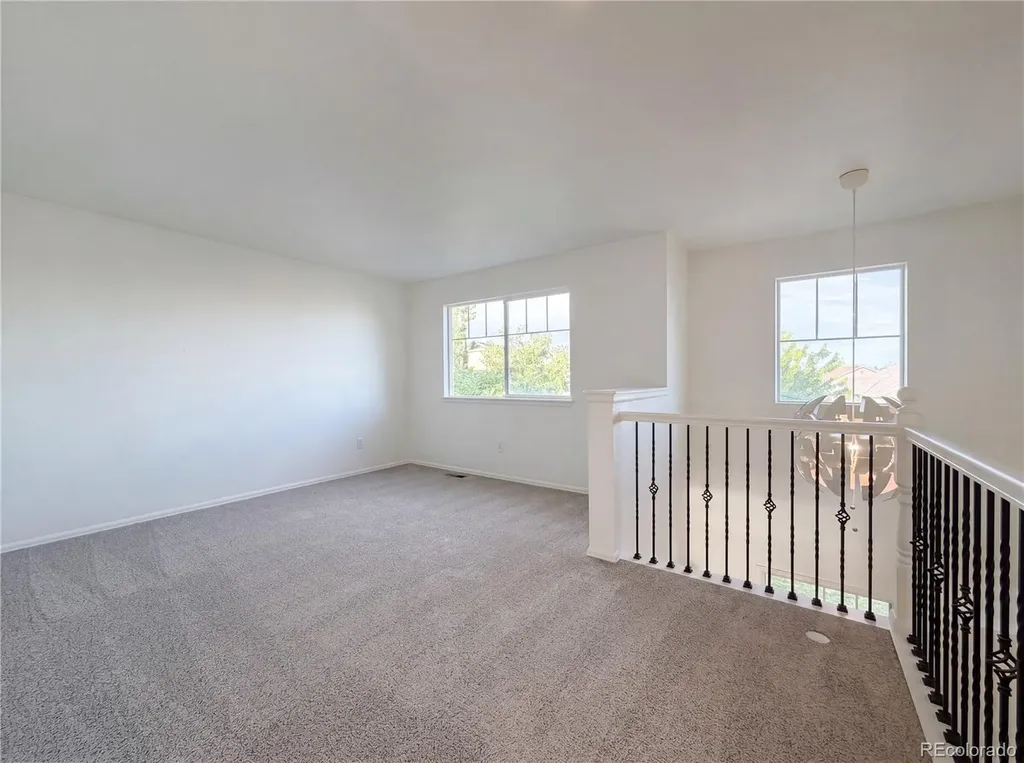 8585 Raspberry Drive Longmont CO 80504