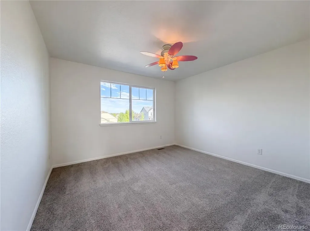 8585 Raspberry Drive Longmont CO 80504
