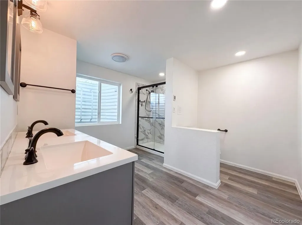 8585 Raspberry Drive Longmont CO 80504