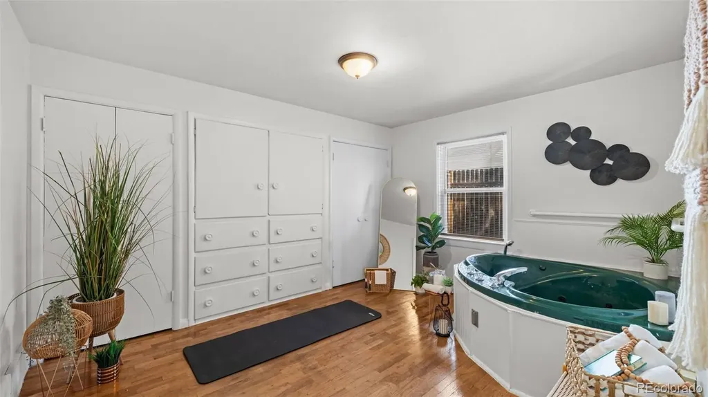 1802 E Uintah Street Colorado Springs CO 80909