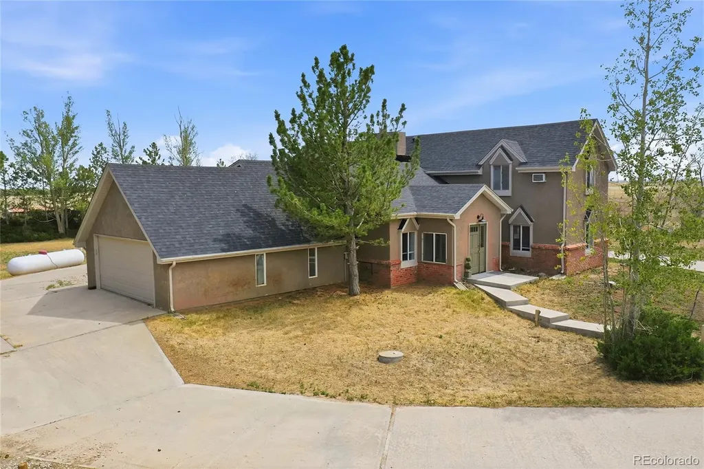 49990 E 64th Avenue Bennett CO 80102