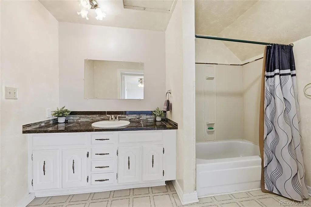 49990 E 64th Avenue Bennett CO 80102