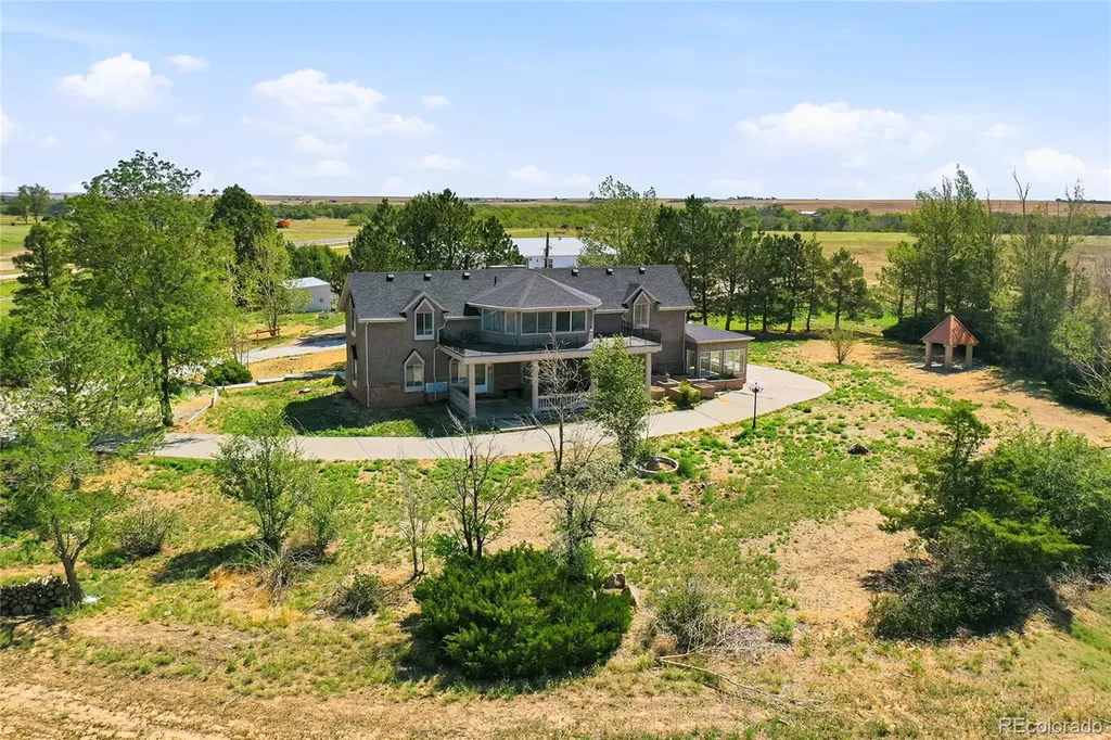 49990 E 64th Avenue Bennett CO 80102
