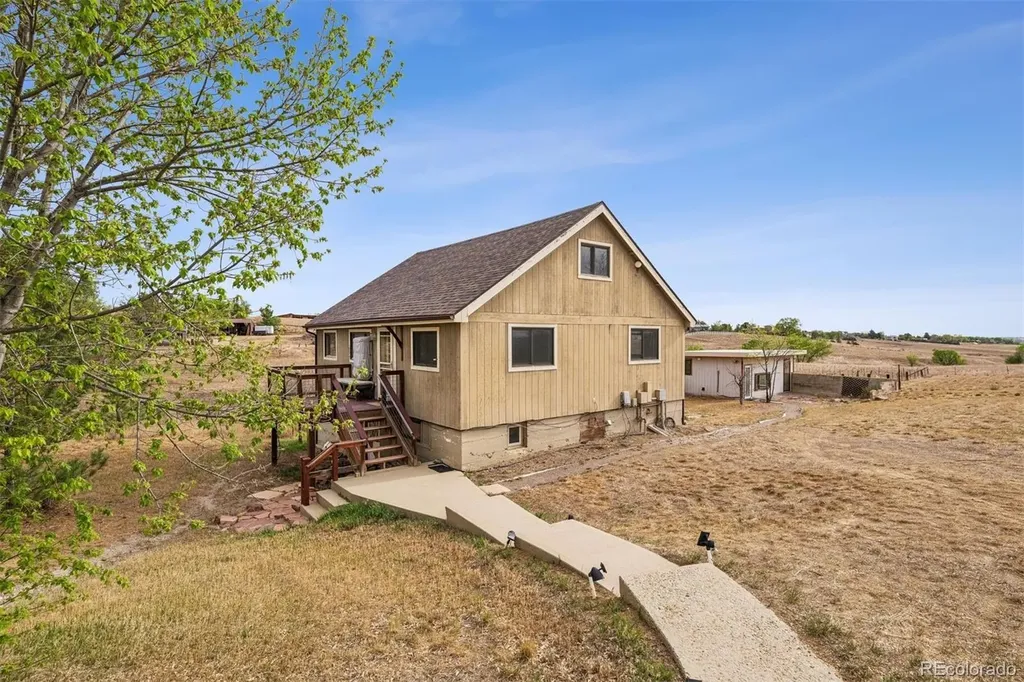 4586 N 95th Street Lafayette CO 80026
