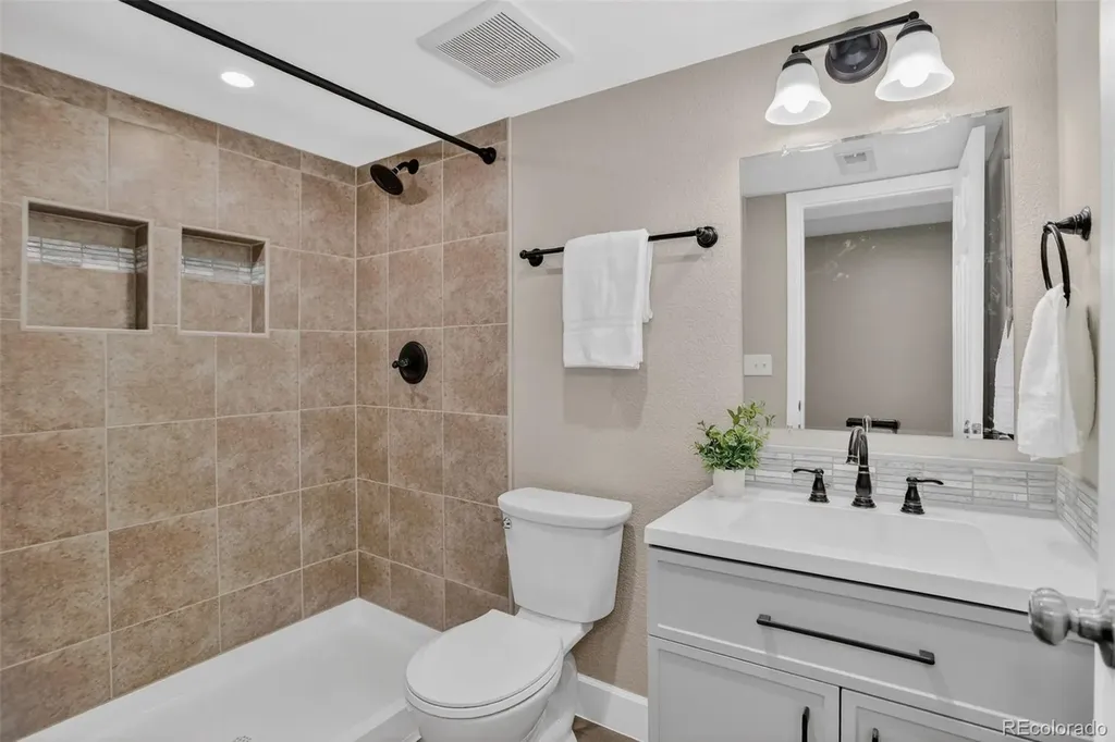12669 Kearney Street Thornton CO 80602
