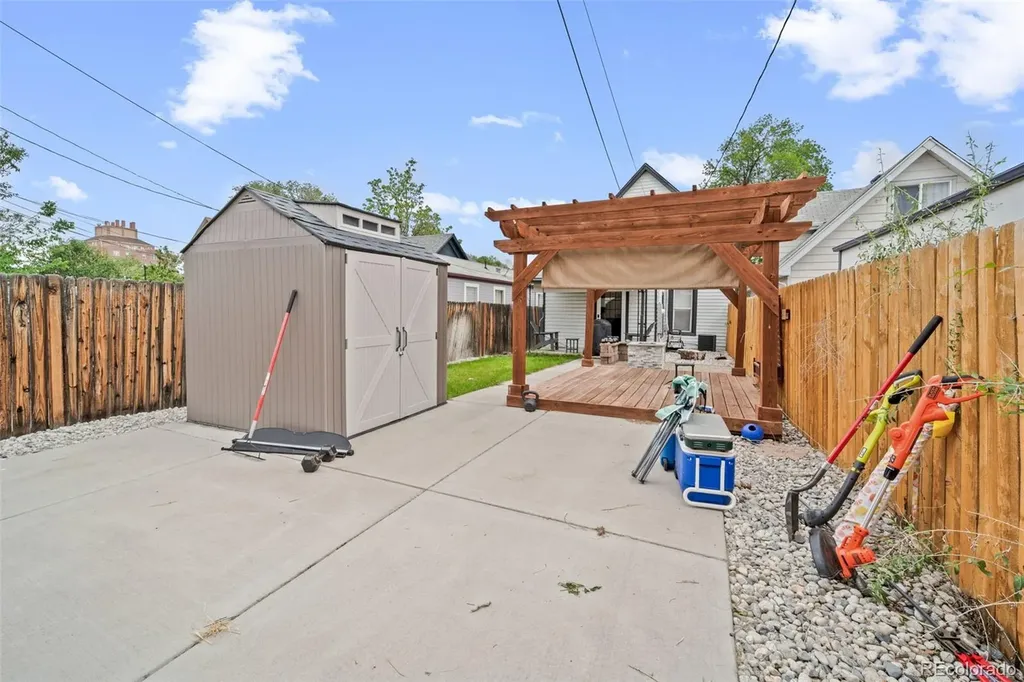 3233 N Marion Street Denver CO 80205