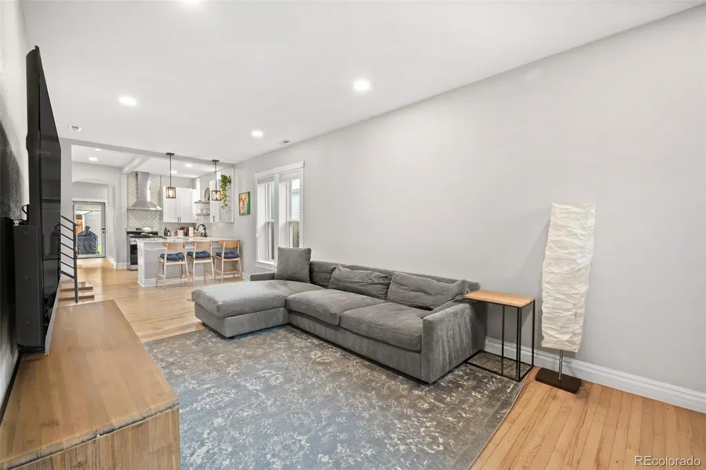 3233 N Marion Street Denver CO 80205